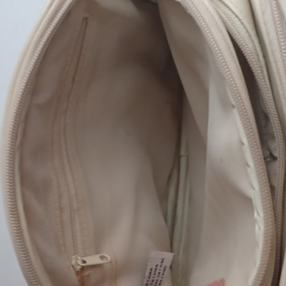 4/$30 Cream Coloured Patchwork Faux-Leather Purse - Medium Size - Picture 8 of 12